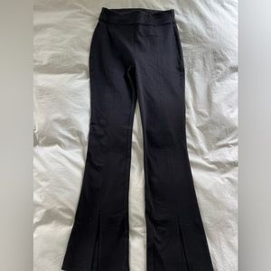 Medium Alo Flared Legging